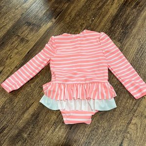 Cat and Jack swim 4t